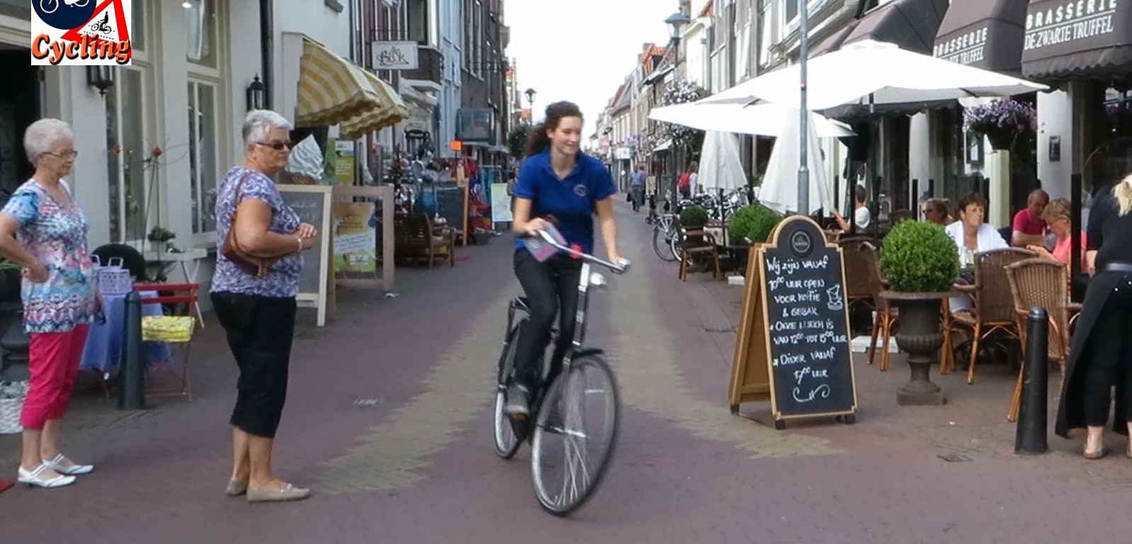 Crowded cycleways lead to new urban design approach – BICYCLE DUTCH